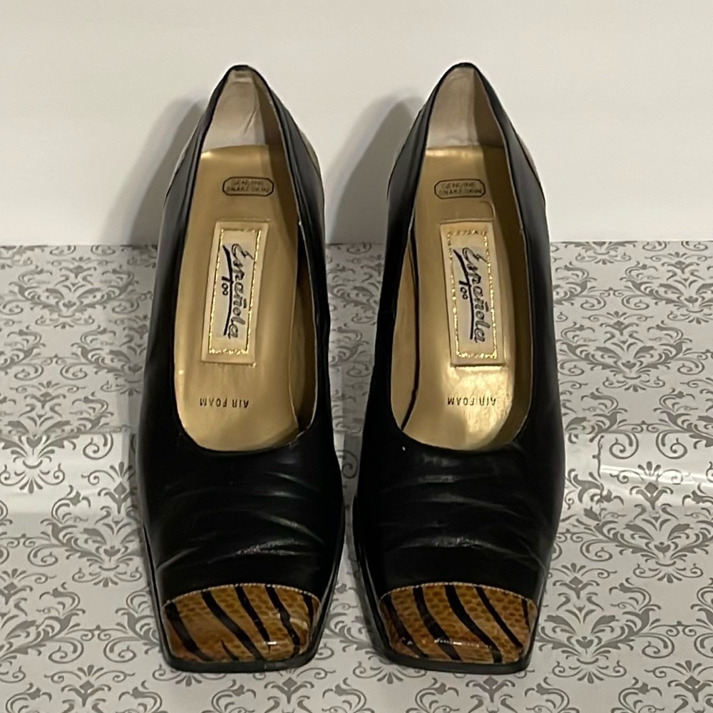 Española block heels shoes ,size 9